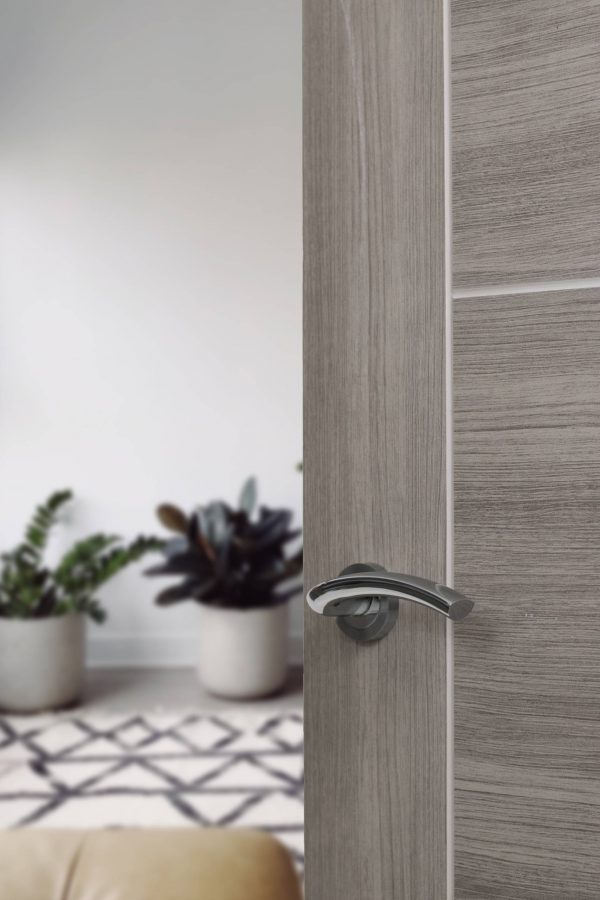 ECO50SCPC Eco Crest Aluminium Lever Door Handle on Round Rose - Satin Chrome/Polished Chrome - Image 2