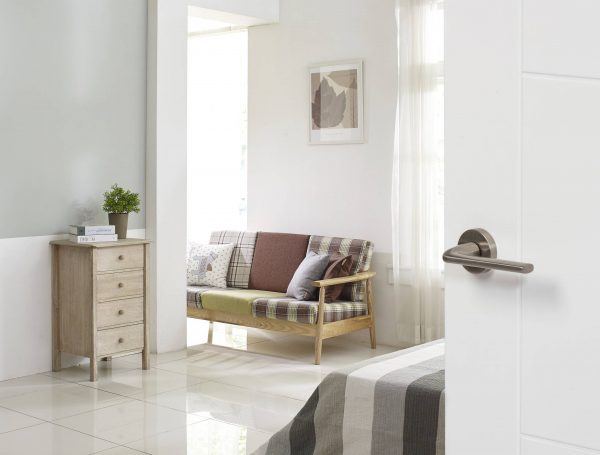 FMR133SN Forme Milly Lever Door Handle on Minimal Round Rose - Satin Nickel - Image 2