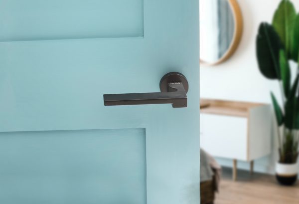 FMR430MB Forme Ginevra Lever Door Handle on Minimal Round Rose - Matt Black - Image 2