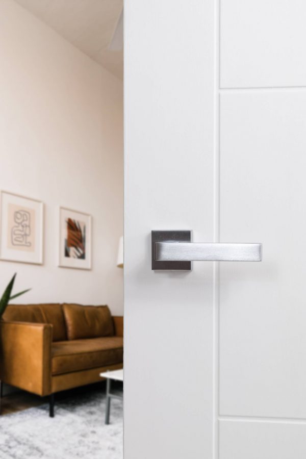 FMS254SC Forme Asti Lever Door Handle on Minimal Square Rose - Satin Chrome - Image 2