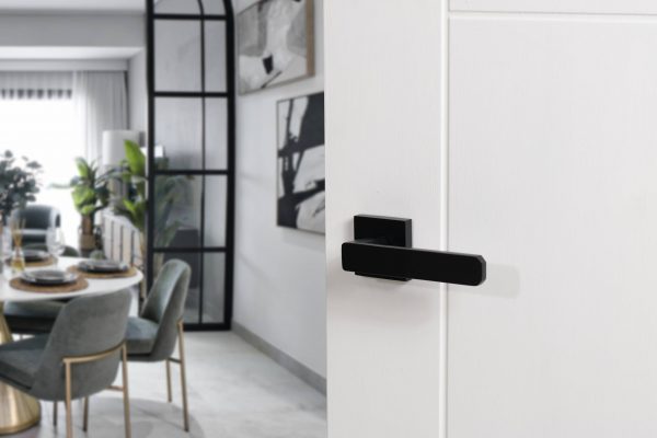 O10815EMB Oro & Oro Galassia Lever Door Handle on Square Rose - Matt Black - Image 2