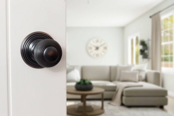 OE50RMKAC Old English Ripon Solid Brass Reeded Mortice Knob on Concealed Fix Rose - Antique Copper - Image 3