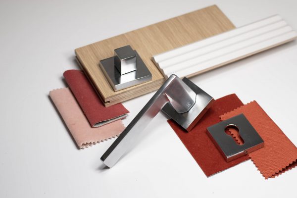 O10815ESC Oro & Oro Galassia Lever Door Handle on Square Rose - Satin Chrome - Image 3